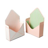 Brief Box Patisserie 23cm x H 8cm Rosa/weiß gestreift